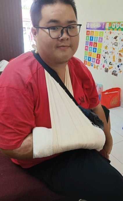 (大北马)平日勤劳逐个饮食中心卖龟苓膏和燕菜，学习障碍青年洪伟焮突离家失联