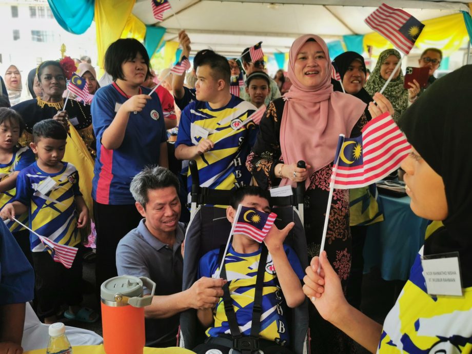 教长 :特殊家庭挑战大 坚定推动包容性教育