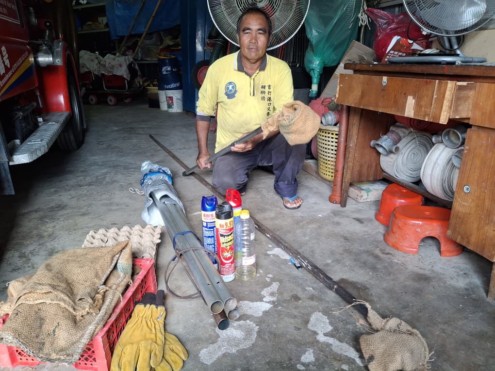 (大北马）遇蜂巢勿擅自出手灭，吉港口义消提醒蜂群会“报仇”