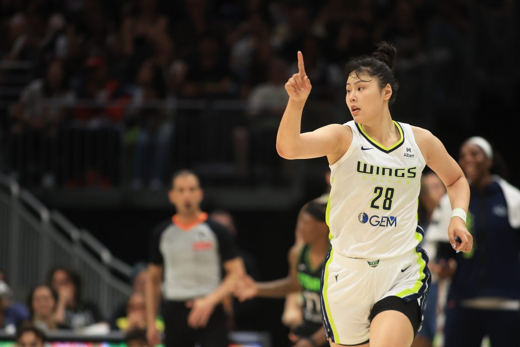 大爆发轰20分率飞翼终结5连败 李月汝创WNBA纪录之夜