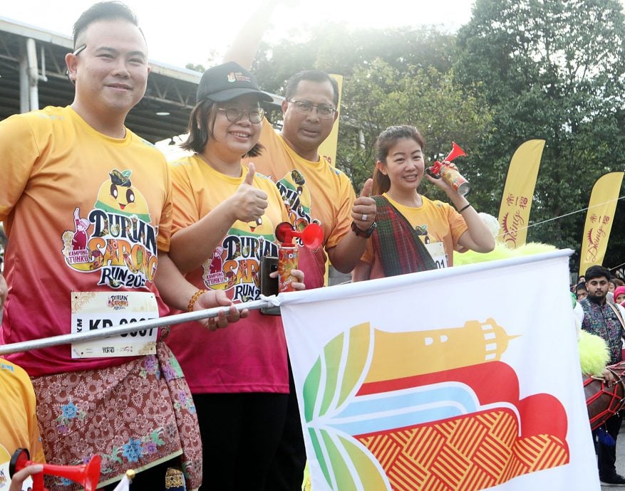 大都会-榴梿纱笼欢乐跑／4图