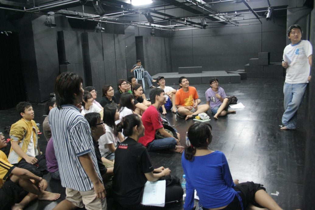 大都会-特职世界/导演