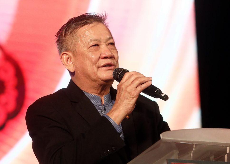 大都会-甘纳巴迪劳谈阿克马行为谈