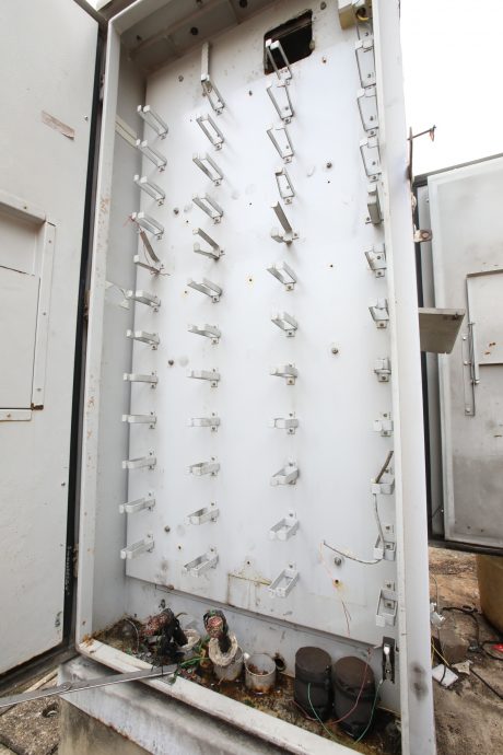 大都会-鸿图园偷铜案频发 李海云：警方应更积极且频密巡逻/7图