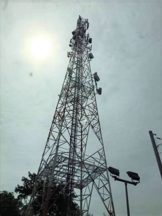 大都会-(主文)雪州1100座电讯塔需漂白