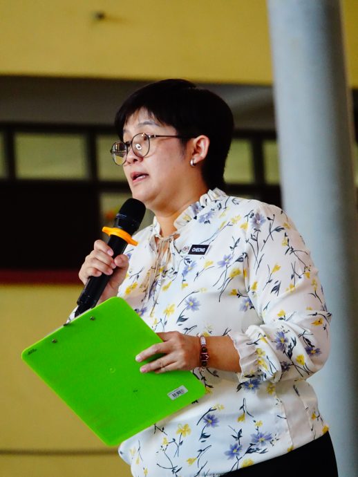 大都会 /ME04头/ 本报活动∕《小喜鹊和岩石山》第四和五场校园演出，有配图