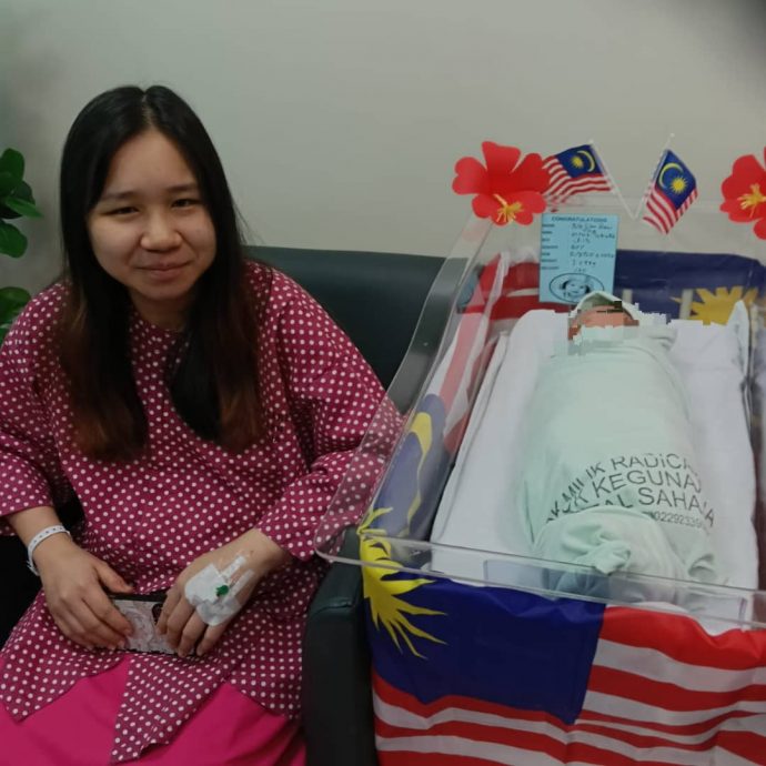 大都会/国庆日至上午11时，加影医院共迎来了9名国庆宝宝，一对双胞胎兄弟