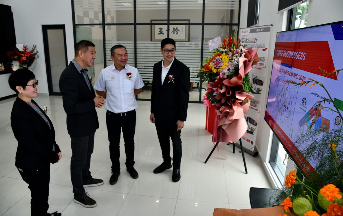 大都会/黄思汉为Isuzu 3S中心开幕