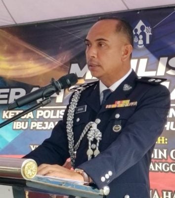 大都会:龙邦铁轨现腐尸