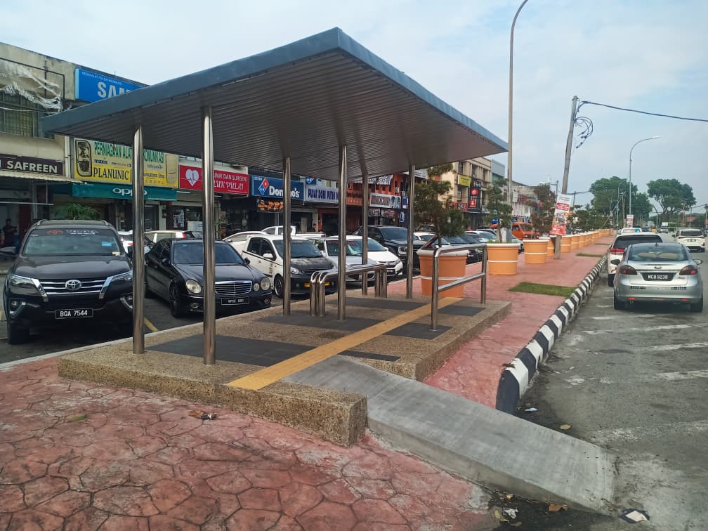 大都会/(主文)李锡稳民生/5图