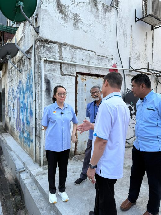 大都会／黄美诗：污水管道更换工程竣工／1图