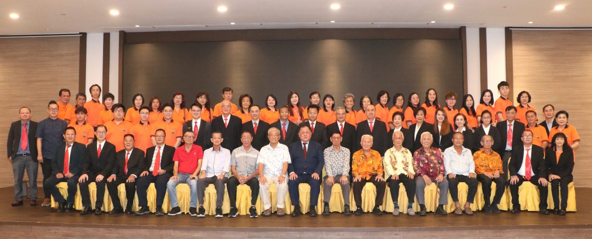 大马海陆会馆新届理事宣誓就职 160周年会庆全面启动