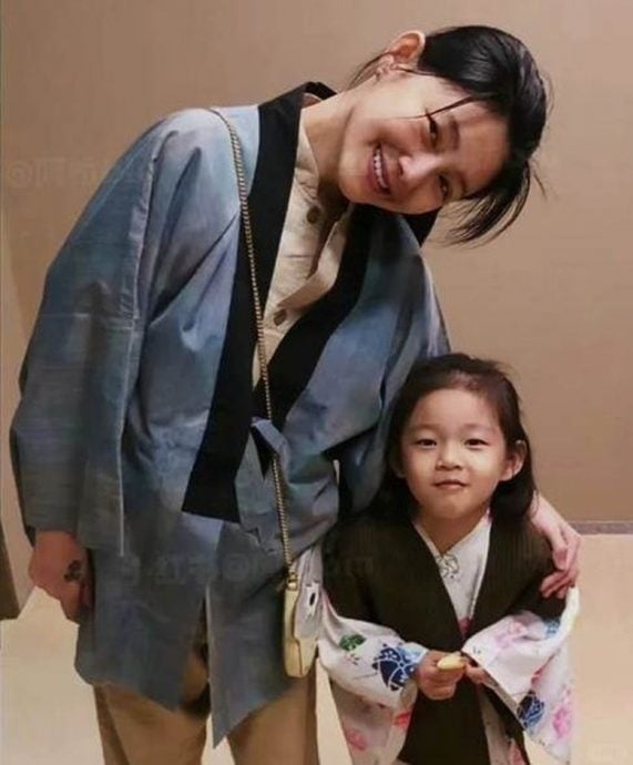 大S儿女正面照外泄 Mandy喊冤：没礼貌朋友偷拍