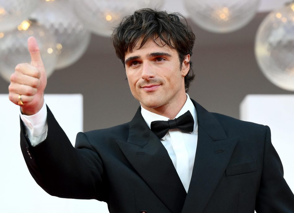 威尼斯影展︱首映获13分钟鼓掌惹哭男主 《科学怪人》获奖呼声高