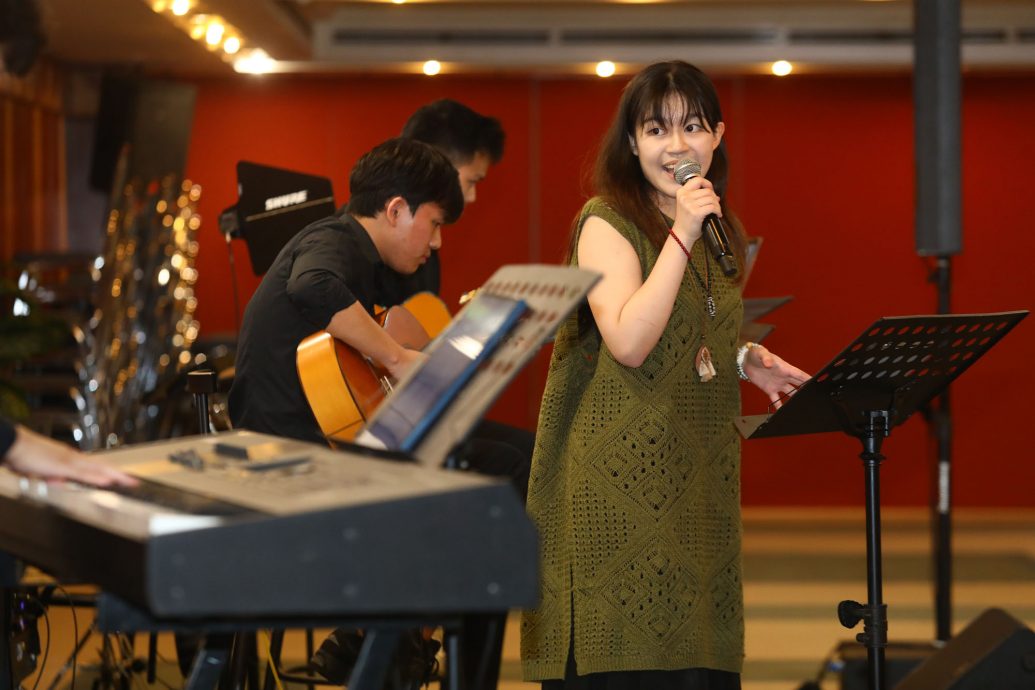 学海杯|大专组10强名单揭晓 赵洁莹：快被后浪拍死了！