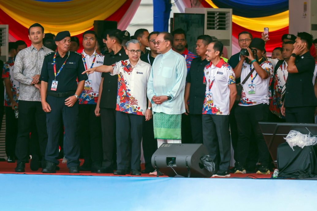 安华亲自巡视 加油打气 国庆日庆典总彩排添惊喜