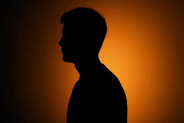 宋昰昀被爆狠掴同学90分钟 受害人喊话返韩提告