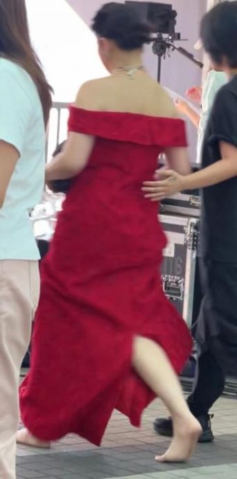 宣传新剧面容突扭曲 江欣燕中途离场