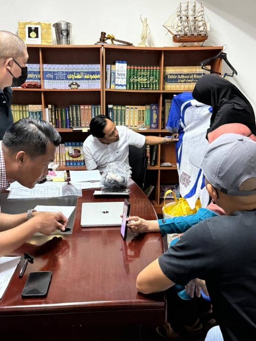 家属已移交死者生前衣物及物品予警方 促总检察署重查吧巴女中学生坠楼死亡案