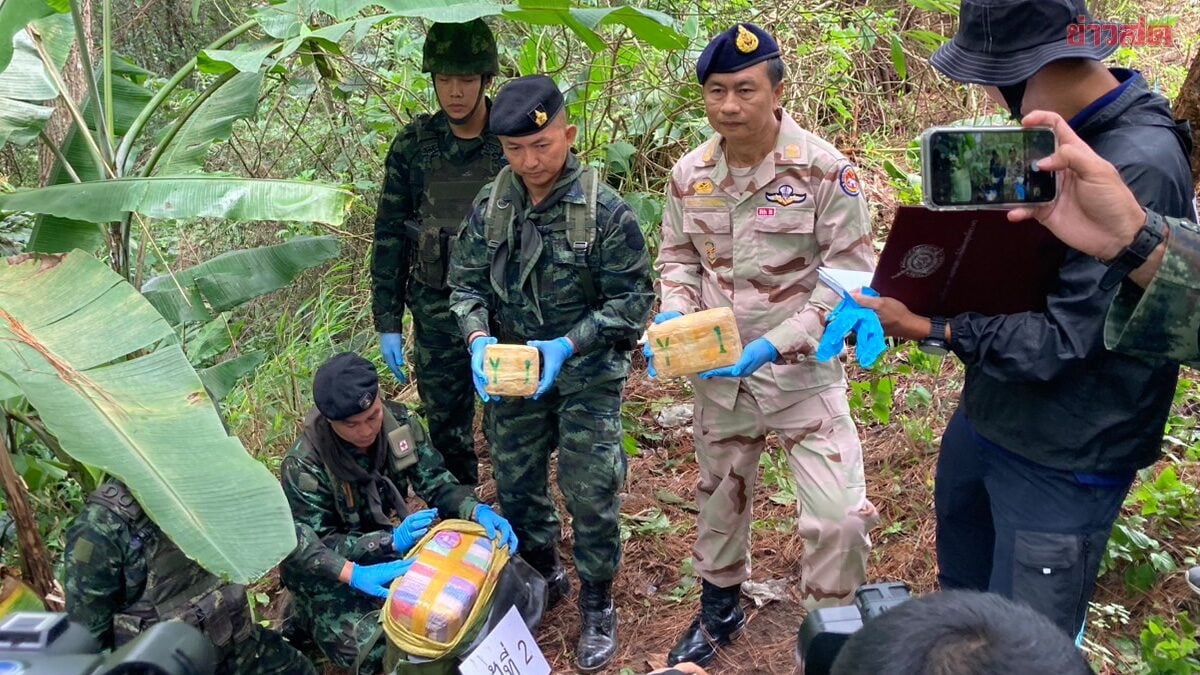 密林中狭路相逢 警匪驳火歼灭5毒贩