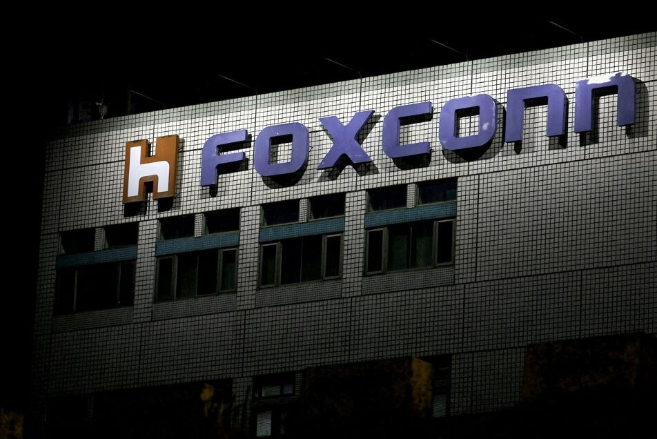 富士康又从印度撤走300名中国员工 冲击苹果扩产计划