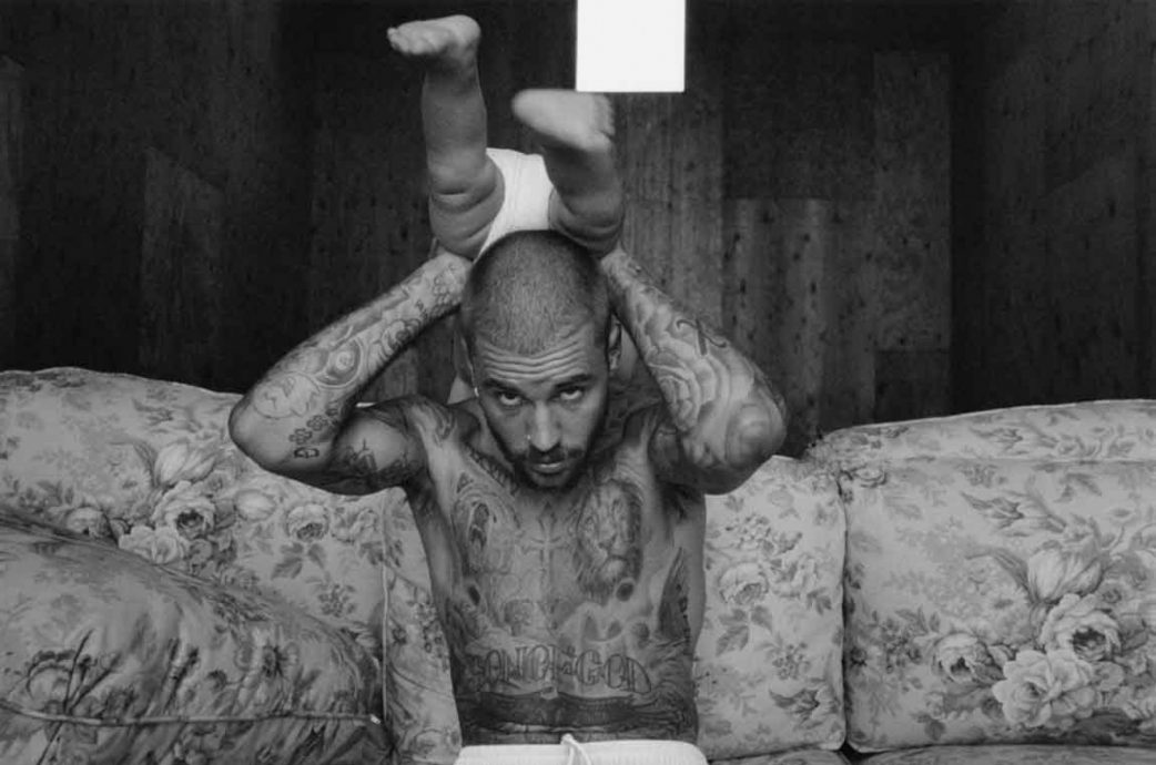 小贾斯汀新MV曝光妻儿 包游艇度假成爱家好男人