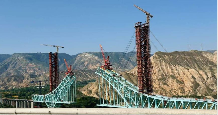 川青铁路青海段尖扎黄河特大桥施工绳索断裂 已致7死9失踪