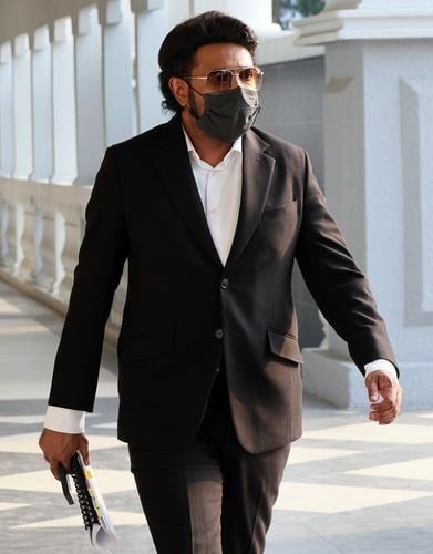 已签/即时国内 卡纳拉嘉:林冠英亲自上门拿百万 “我跟他没仇不会陷害他”