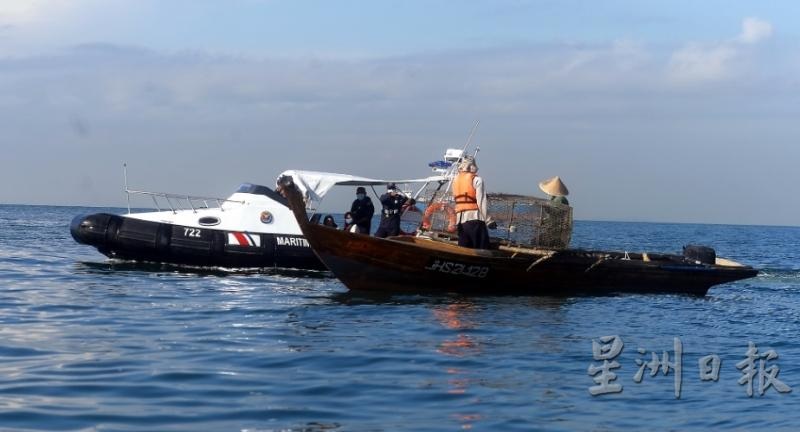 已签发 全国:印尼政府严打海上“老鼠路”,并规劝船夫勿参与人口贩卖