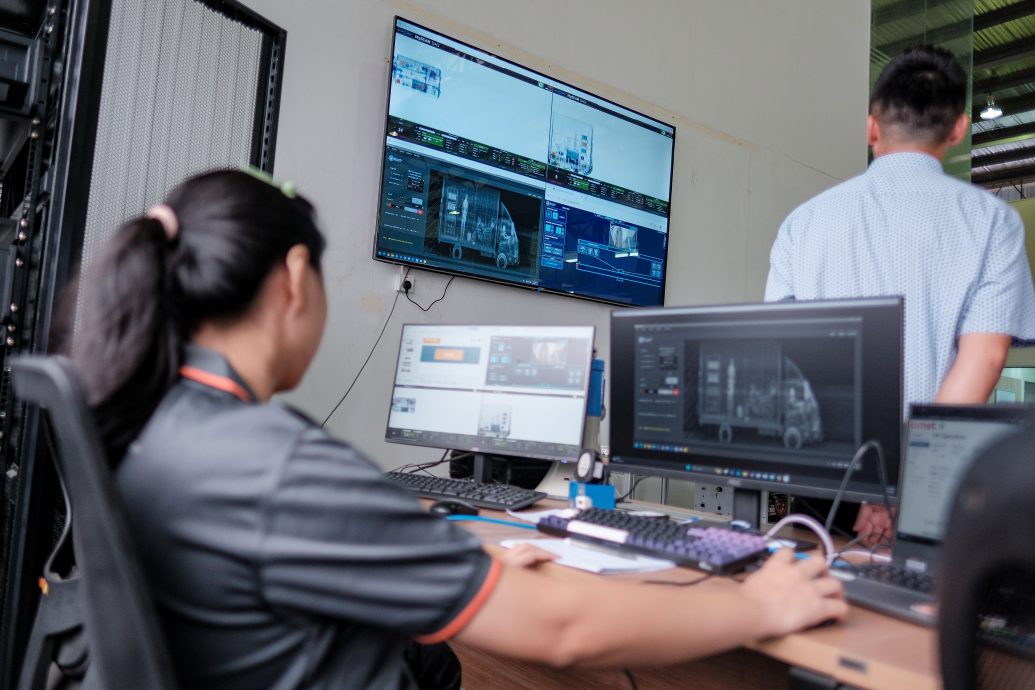 已签发 全国：工大研发配备人工智能监测扫瞄器 加强边境管控