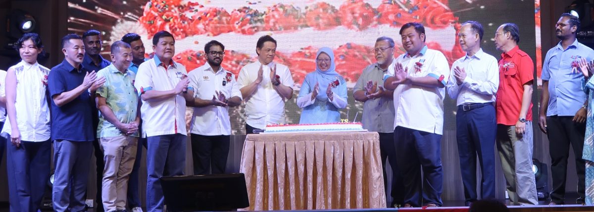 已签发 柔︰曾敏凯︰治国方向对 ，我国须靠中庸主宰政局