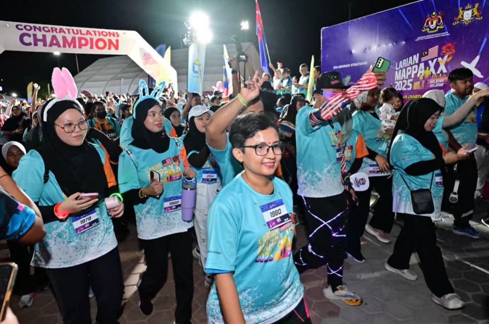 “新山霓虹休闲之夜”MAPPA竞跑首次举办，吸引超3000人参与