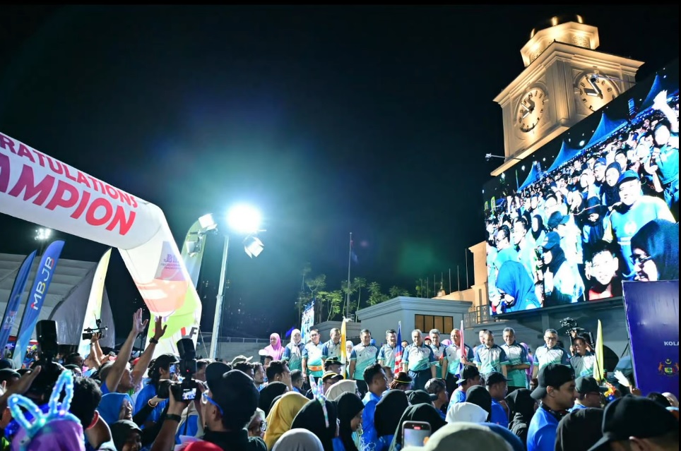 “新山霓虹休闲之夜”MAPPA竞跑首次举办，吸引超3000人参与