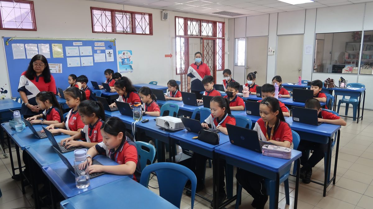 已签发 柔：《星洲日报》小学生时事问答比赛预赛，全柔3057学生参赛，人数全国之冠