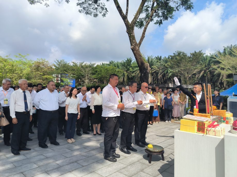 已签发 柔：为纪念无畏奉献精神，兴建南侨机工“铭墙”