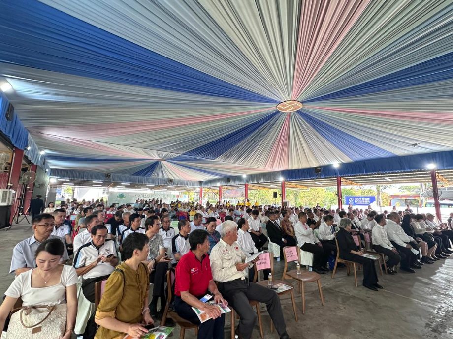 已签发 柔：为纪念无畏奉献精神，兴建南侨机工“铭墙”