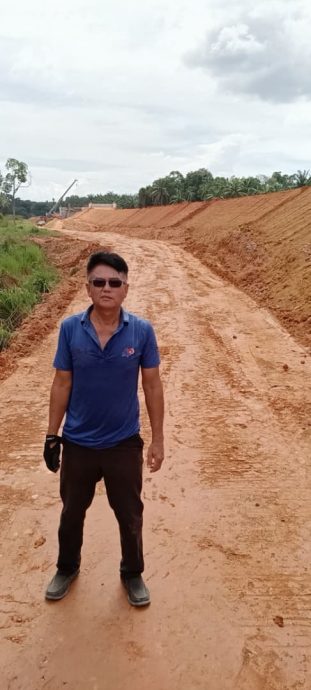 已签发 柔：新闻：加亨通云冰国家公园道路 雨后一片泥泞