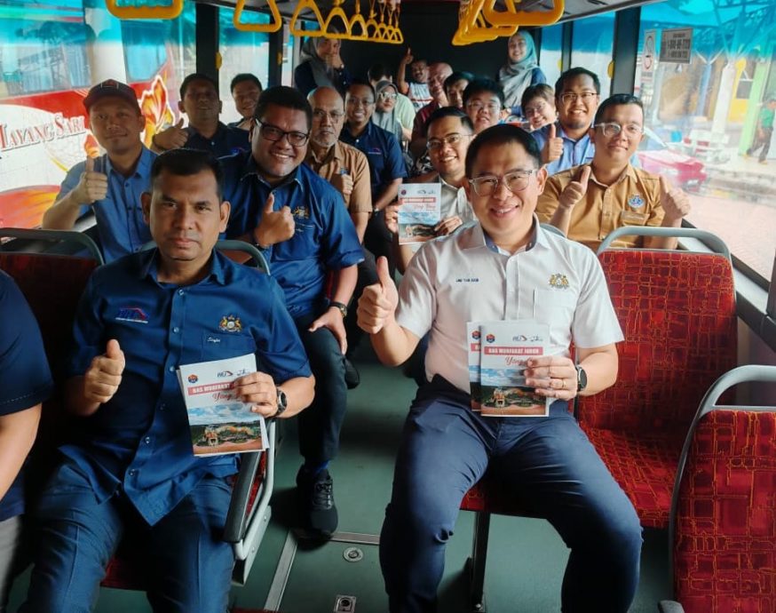 已签发 柔：版头之一：永平和谐巴士路线，明年延伸至巴力安尼