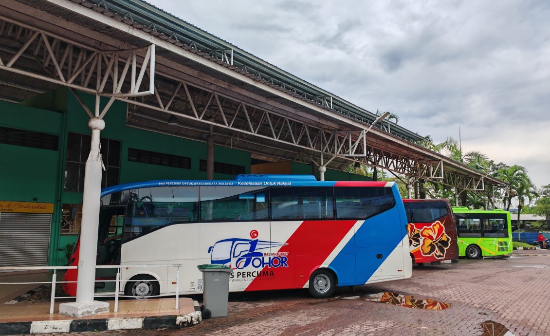 已签发 柔：版头之一：永平和谐巴士路线，明年延伸至巴力安尼