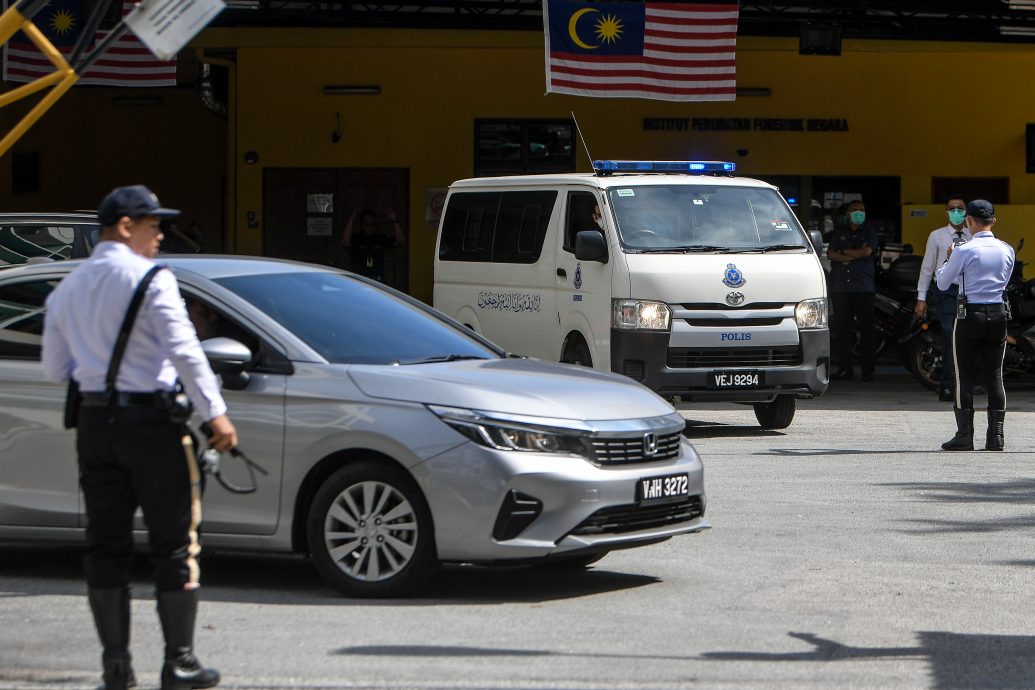 已签发//后备军学员猝死案|重掘死者遗体做二次剖验·死者母亲亲到场见证