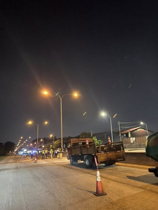 已签发/大都会(版2头)/雪大型铺路工程已完成75%,预计9月全面完工