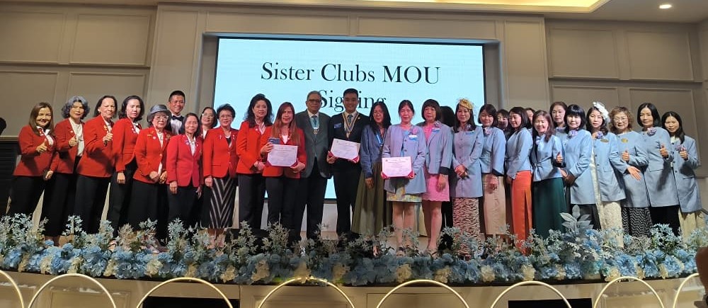 **已签发**柔：古来扶轮社迎创新风，泰台姐妹社签署备忘录