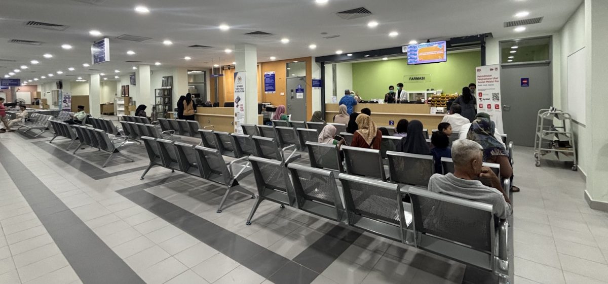 **已签发**柔:头条之一或显刊:昔政府诊疗所新建筑物今启用!