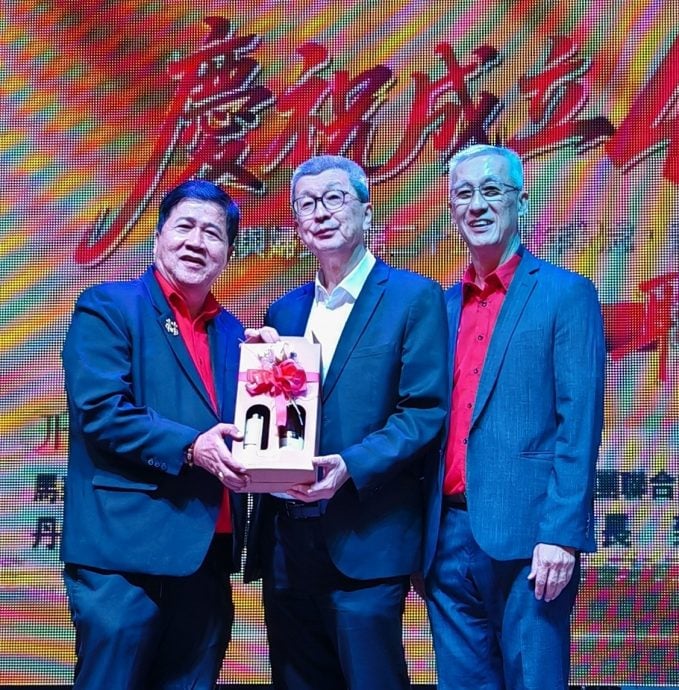 **已签发**柔:头条之一:校园霸凌频传,林福山吁“林家人”教导孩子尊重他人