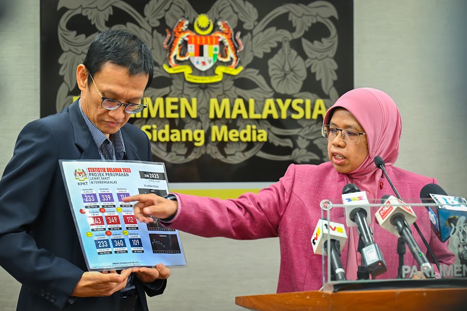 已签/国会记者会∕房地部也救助无执照房屋项目 雪柔霹彭最多