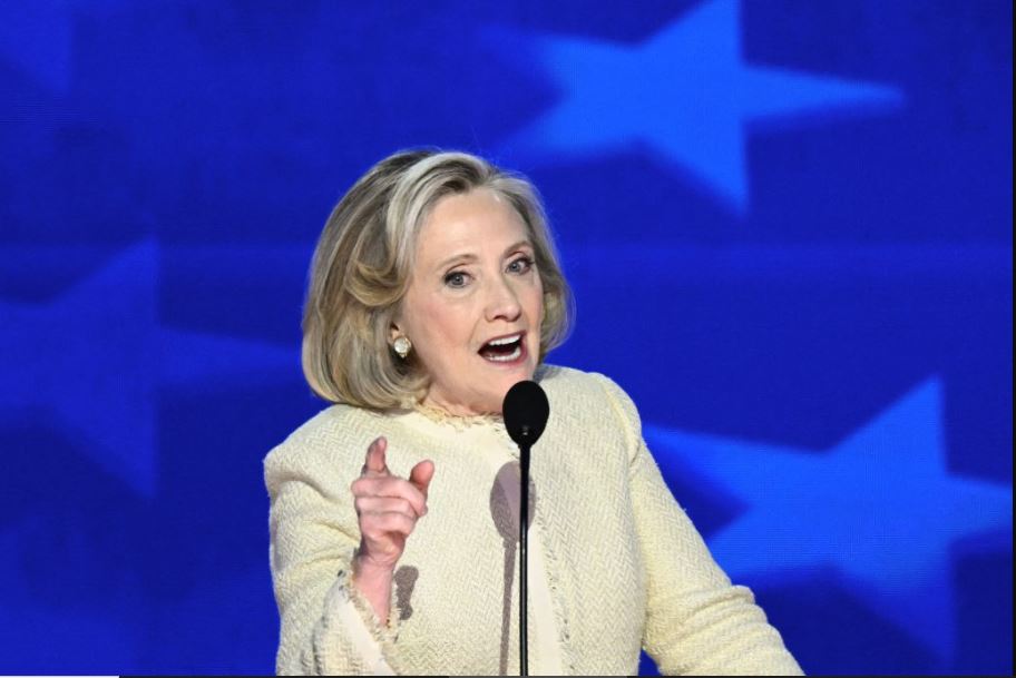 希拉里：若俄乌终战基辅不割地　提名特朗普角逐和平奖