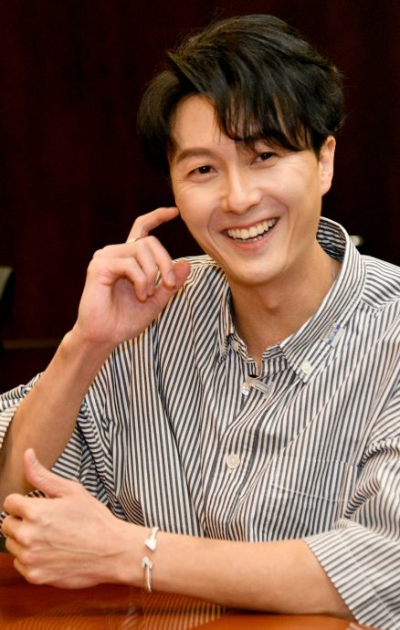 带伤登台拒唱《跳楼机》 王浩信盼来马开个唱