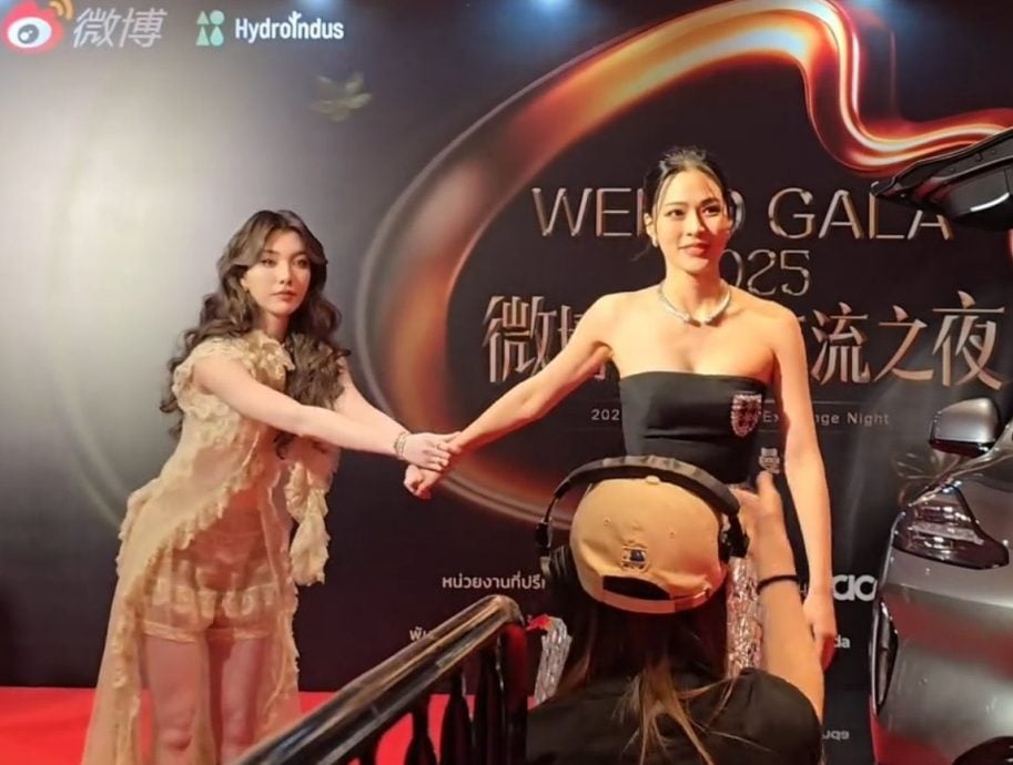 微博之夜惨遭拆CP 邝玲玲霸气换位紧黏Orm