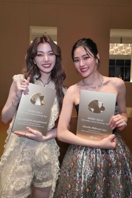 微博之夜惨遭拆CP 邝玲玲霸气换位紧黏Orm