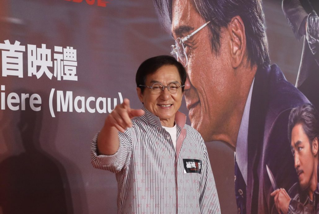 成龙有望回港拍戏 盼找杨紫琼合作